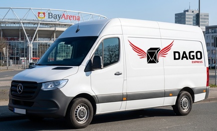 DAGO Express Kurierdienst Sprinter vor BayArena in Leverkusen