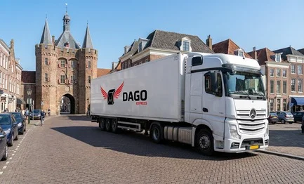 Transport Zwolle – DAGO Express vrachtwagen
